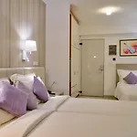 Poseidon Hotel 3*