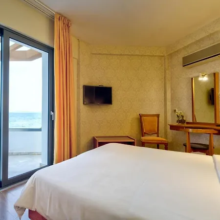 Poseidon Hotel Kamínia