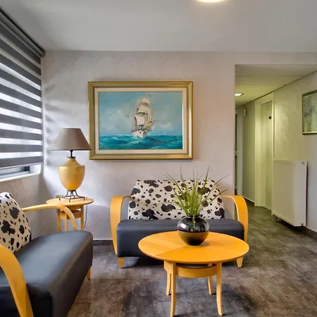 Hotel Poseidon Kamínia