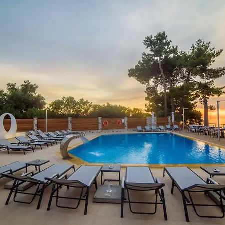 Отель Poseidon 3*