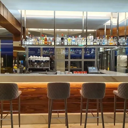 Hotel Poseidon Kamínia