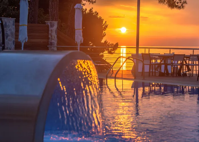 Hotel Poseidon Kamínia