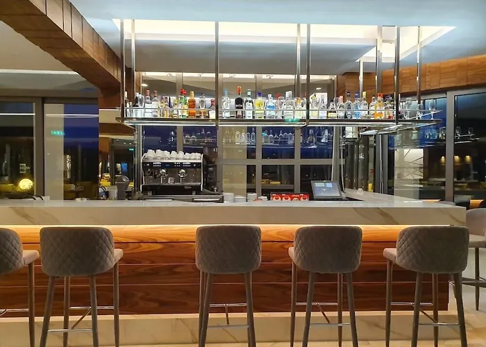 Hotel Poseidon Kamínia