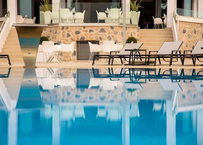 Poseidon Hotel Kamínia