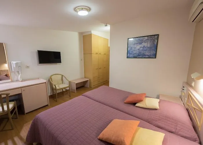 Poseidon ホテル 3*