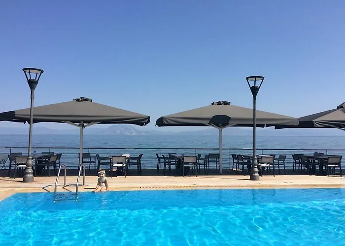 Poseidon 3* Kamínia