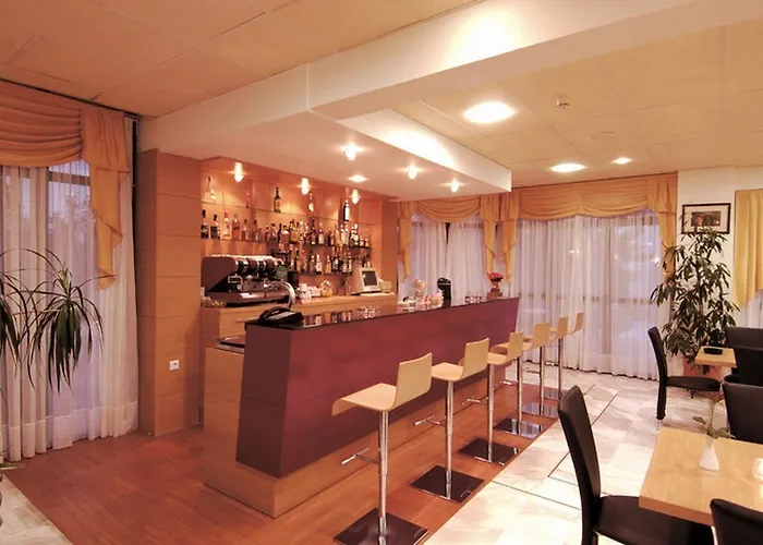 ホテル Poseidon Kamínia